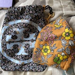 Tory burch mask holder/bag with mask